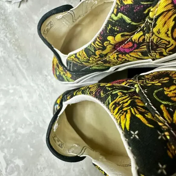 Vans Beauty Skull & Flowers Classic Slip-On Canvas Sneakers Unisex - Picture 13 of 14